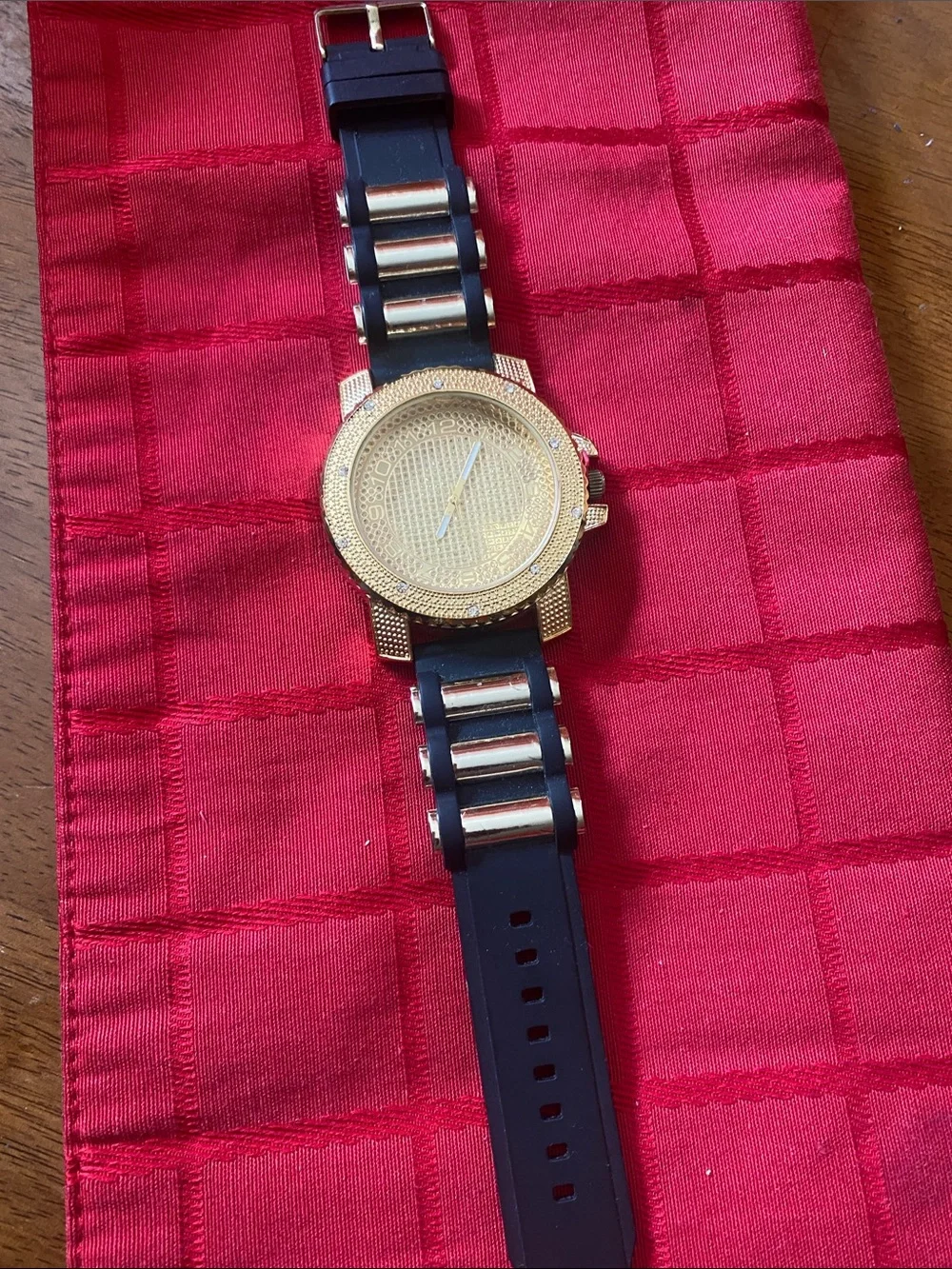 Gold-Tone Men's Fashion Watch with Black Strap